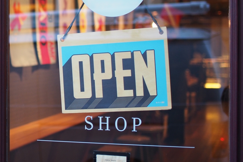 Marketing best practices for restaurants and retailers that tell customers you're open